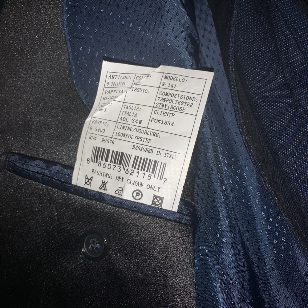 Men suits - Picture 4 of 7